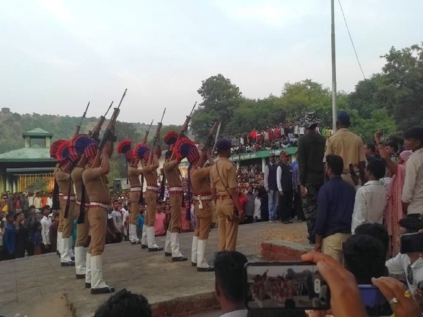 Ramtekkar gave last farewell to soldier Akshay Bhilkar, Funeral in Ambala with state pomp | सैनिक अक्षय भिलकर यांना रामटेककरांनी दिला अखेरचा निरोप