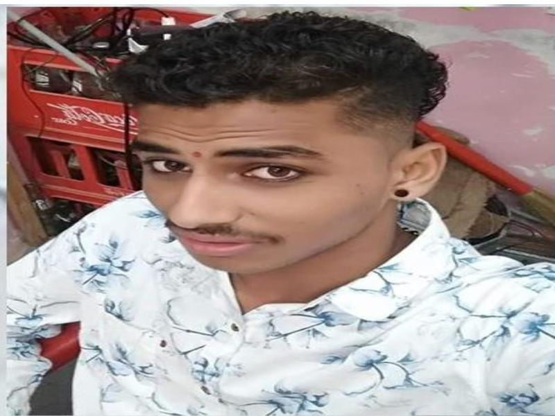 Rada in Ulhasnagar; The killing of a teenager by the death of a boycott | उल्हासनगरमध्ये राडा; बाईकला कट मारल्याच्या वादातून तरुणाची हत्या