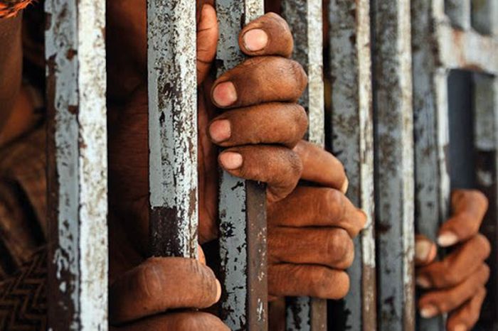 CoronaVirus in Nagpur: 192 under-trial detainees ordered to release: temporary bail granted | CoronaVirus in Nagpur : १९२ अंडर ट्रायल बंदिवानांना सोडण्याचा आदेश : तात्पुरता जामीन मंजूर
