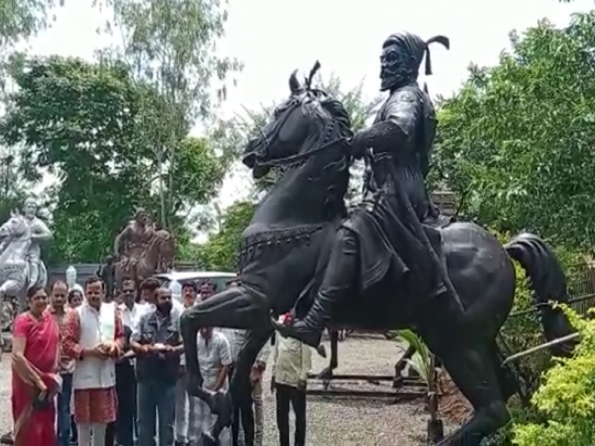 The much awaited statue of Chhatrapati Shivaji Maharaj will arrive in the Dr. Babasaheb Ambedkar Marathwada University today | बहुप्रतीक्षित छत्रपती शिवाजी महाराजांचा अश्वारूढ पुतळा विद्यापीठात आज येणार
