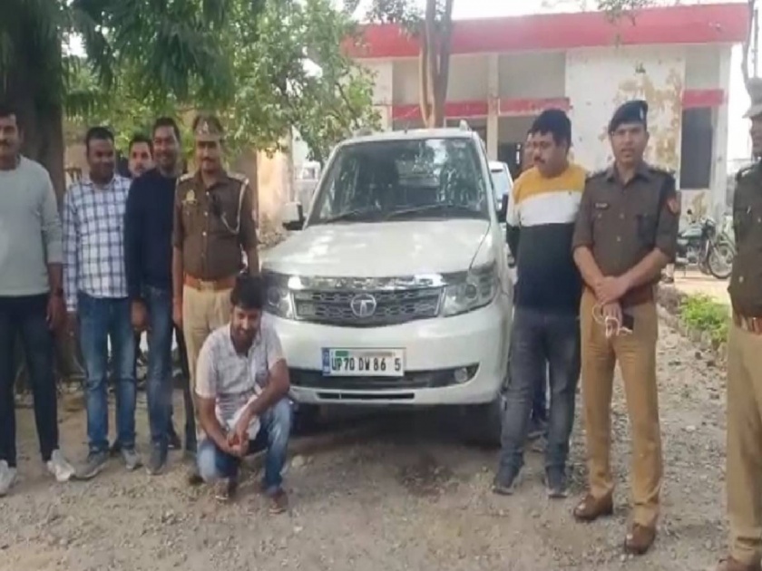 Uttar Pradesh Police has arrested Natwarlal Bajrang Bahadur who spent 3 crore on his bar girlfriend  | बार गर्लफ्रेंडवर ३ कोटी खर्च करणारा पोलिसांच्या ताब्यात; ATM कार्ड बदलून करायचा फसवणूक