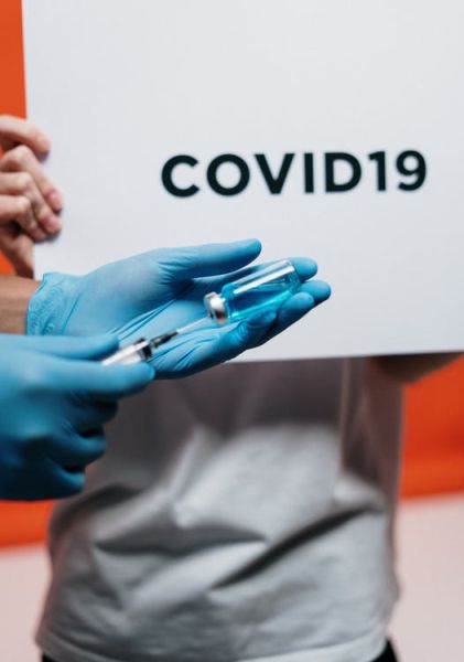 Priority to health workers for Covid-19 vaccine | कोविड-१९ व्हॅक्सिनसाठी आरोग्य कर्मचाऱ्यांना प्राथमिकता