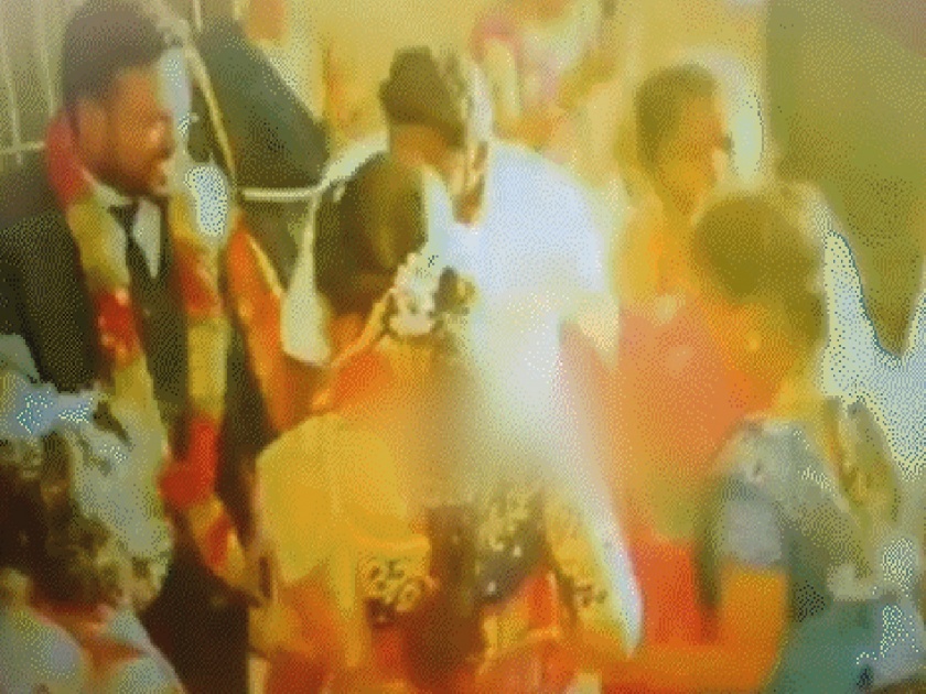 Tamil Nadu Wedding | Bride refuse to marry after groom slapped her as she danced with her brother | भावासोबत नाचली म्हणून मुलाने मारली चापट, नवरीने त्याच दिवशी दुसऱ्या मुलासोबत थाटला संसार