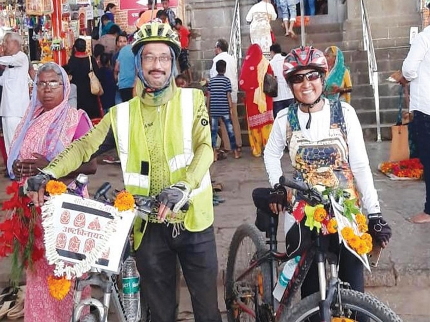 Vaidya couples make bicycle journey to Ashtavinayak | वैद्य दाम्पत्याने सायकलने केली अष्टविनायक यात्रा