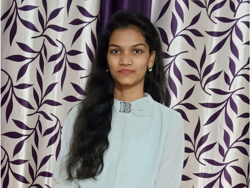 vaishnavi biyani first in cs exam katraj | कौतुकास्पद! पुण्याची वैष्णवी सीएस परीक्षेत देशात पहिली