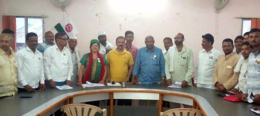 Independent Vidarbha and farmers' agitation for the questions! | स्वतंत्र विदर्भ आणि शेतकर्‍यांच्या प्रश्नांकरिता आंदोलन!