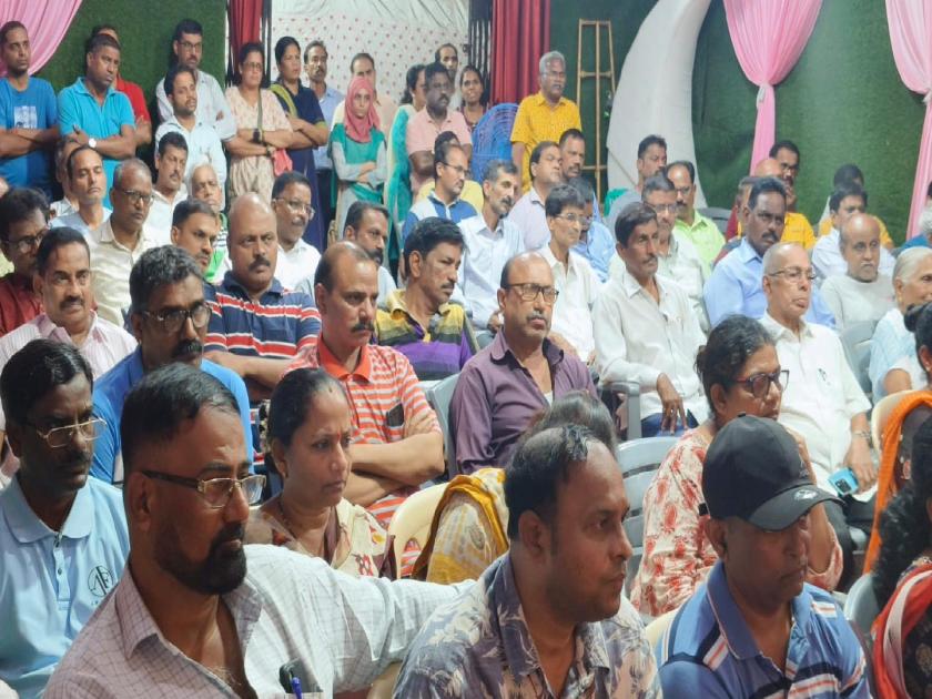 About 10,000 residents of the Government Colony in Bandra East boycott the Lok Sabha elections | वांद्रे पूर्व येथील सरकारी वसाहतीतील सुमारे 10,000 रहिवाश्यांचा लोकसभा निवडणूकीवर बहिष्कार