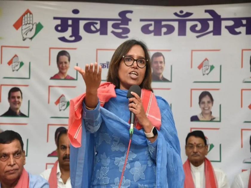 Will Congress face a fourth blow in Mumbai big leader is upset with the candidacy of Varsha Gaikwad | मुंबईत काँग्रेसला चौथा धक्का बसणार?; वर्षा गायकवाडांना उमेदवारी दिल्याने बडा नेता नाराज