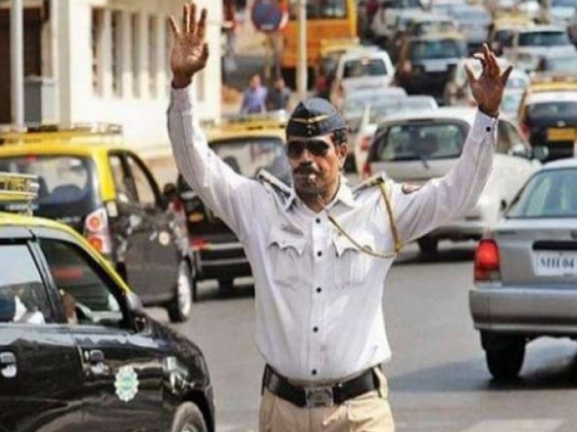 1 Crore 46 Lakh fine from traffic violators in thane | वाहतुक नियमांचे उल्लघंन करणाऱ्यांकडून १ कोटी ४६ लाखांचा दंड वसुल
