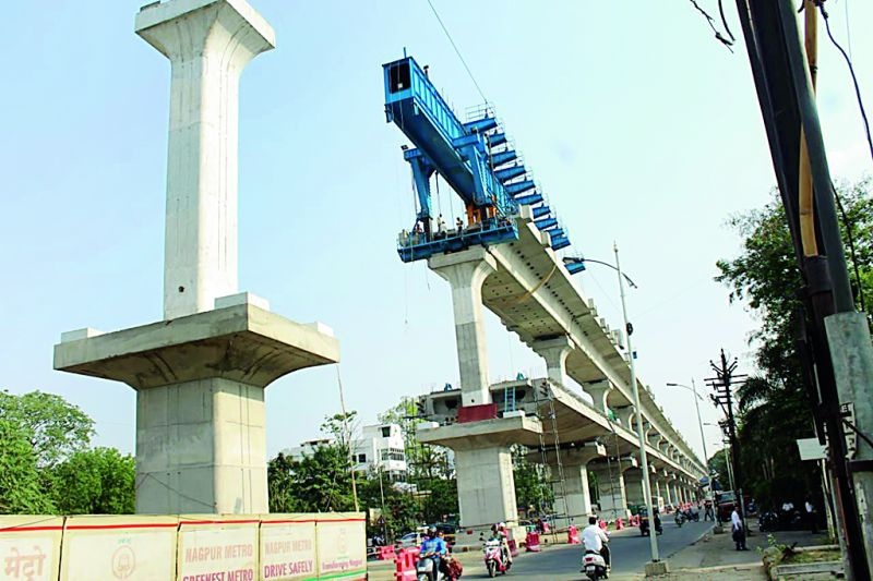 Viaduct work in the last phase of Wardha road in Nagpur |  नागपुरातील वर्धा मार्गावर व्हायाडक्टचे कार्य अंतिम टप्प्यात 