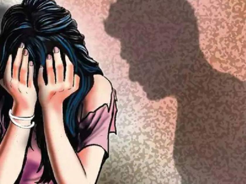 nagpur police arrested a man for sexual abuse of a young woman by threatening to make the video viral | व्हिडीओ व्हायरल करण्याची धमकी देत तरुणीवर अत्याचार; नराधमास पोलिसांनी ठोकल्या बेड्या