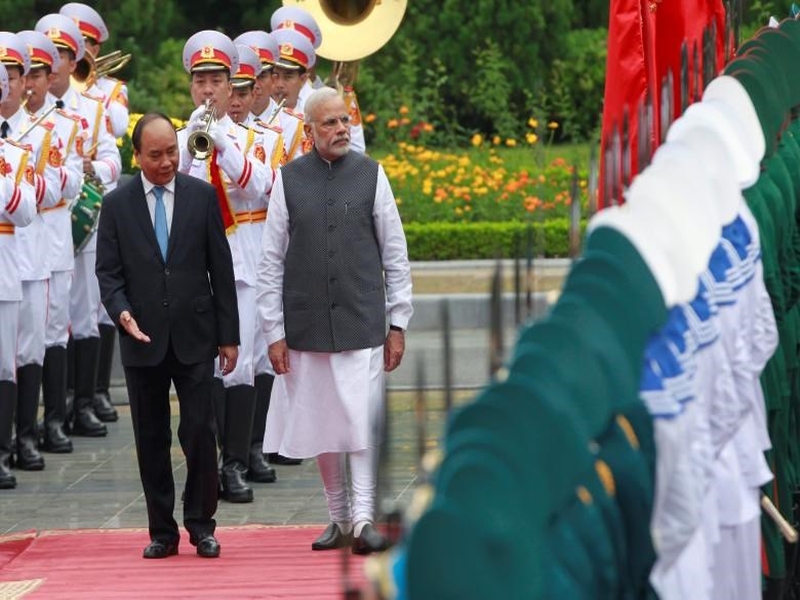 Vietnam President Tran Dai Quang to arrive India today for three-day visit | व्हीएतनामचे राष्ट्रपती त्रान दाई क्वांग भारताच्या दौऱ्यावर