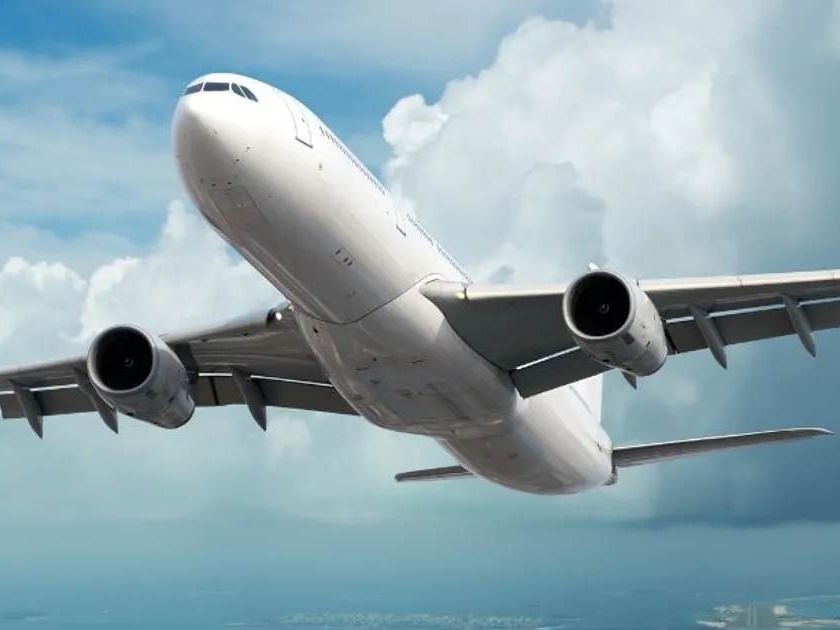 1 crore 33 lakh people traveled by air in march | १ कोटी ३३ लाख लोकांनी मार्चमध्ये केला विमान प्रवास