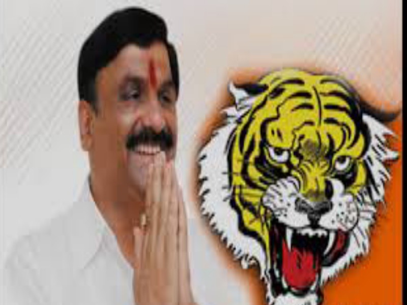 Shiv Sena claims Shivajinagar ? Discussion caused by Vinayak being active | शिवाजीनगरवर शिवसेनेचा दावा ? विनायक निम्हण सक्रीय झाल्याने चर्चेला उधाण