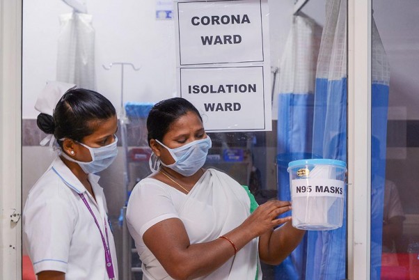 New increase in 1174 corona patients | कोरोनाच्या ११७४ रुग्णांची नव्याने वाढ, ४४ जणांचा मृत्यू