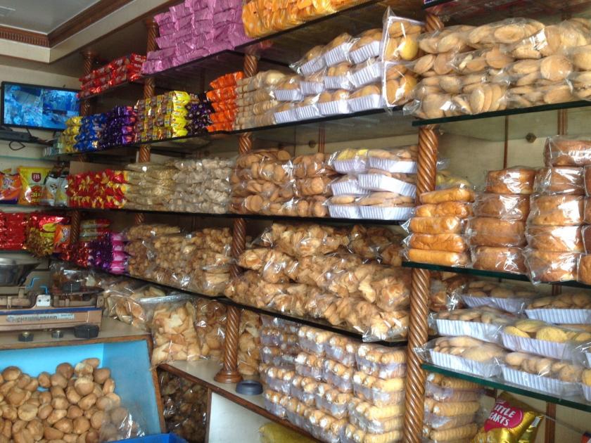 BADLAPUR: bread Price incresed by 3 rs from saturday | बदलापूरमध्ये पाव तीन रुपयांनी महागला, शनिवारपासून नवे दर