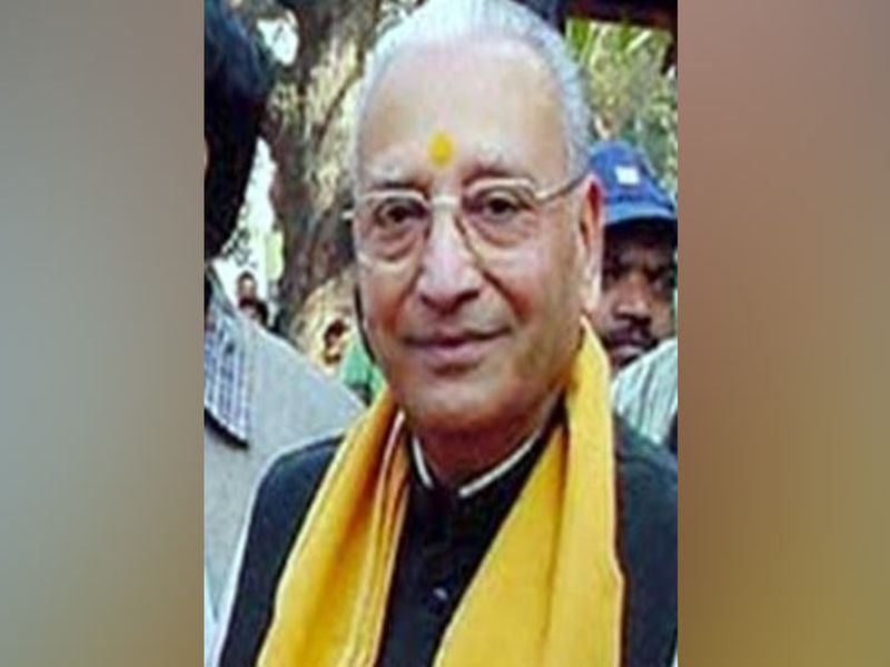 vishwa hindu parishad former president vishnu hari dalmiya passes away | विहिंपचे माजी अध्यक्ष विष्णू हरि डालमिया यांचे निधन