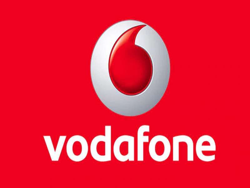 Pay Vodafone 1056 crore cash income tax refunds immediately | व्होडाफोनचे १०५६ कोटींचे रोखलेले प्राप्तिकर परतावे लगेच चुकते करा