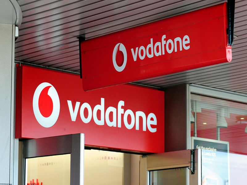 Vodafone is coming with its customers, 4G VoLTE service! | व्होडाफोन आपल्या ग्राहकांसाठी घेऊन येत आहे, 4G VoLTE सेवा !