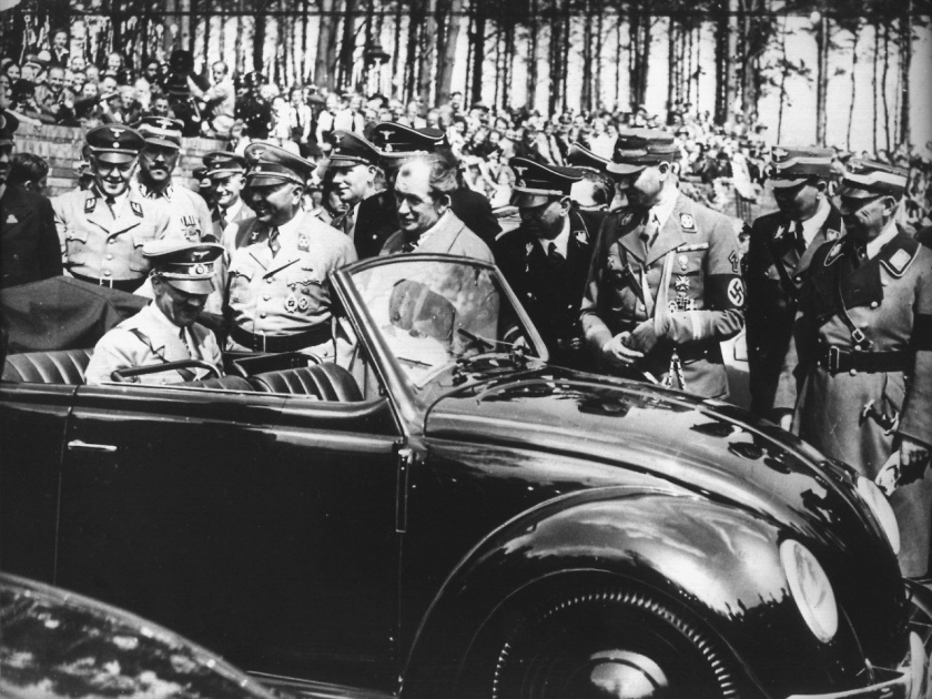 Hitler's favorite beetle ends; Volkswagan to stop production by 2019 | हिटलरच्या आवडत्या बीटलचा तब्बल 8 दशकांचा प्रवास संपणार