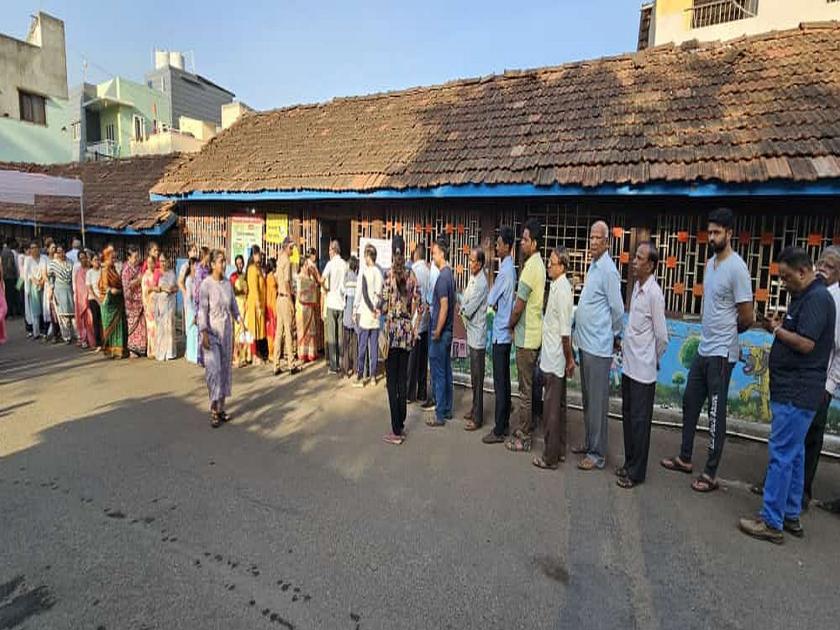 Loksabha Election 2024 - 8.04 percent polling in Kolhapur and 7.55 percent polling in Hatkanangle constituency in the first two hours | पहिल्या दोन तासात कोल्हापुरात ८.०४ तर हातकणंगले मतदारसंघात ७.५५टक्के मतदान