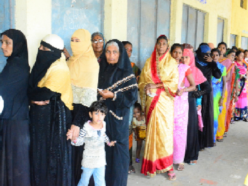 Maharashtra Election 2019 : Hingoli district polls 63.06 % | Maharashtra Election 2019 :हिगोली जिल्ह्यात ६३.०६ टक्के मतदान