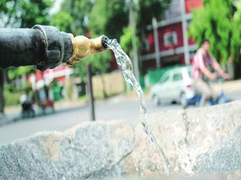 Water distribution situation in Mumbai is dire | मुंबईत जल वितरणाची स्थिती विदारक; मुंबईकरांना होतेय पाण्याचे विषम वाटप