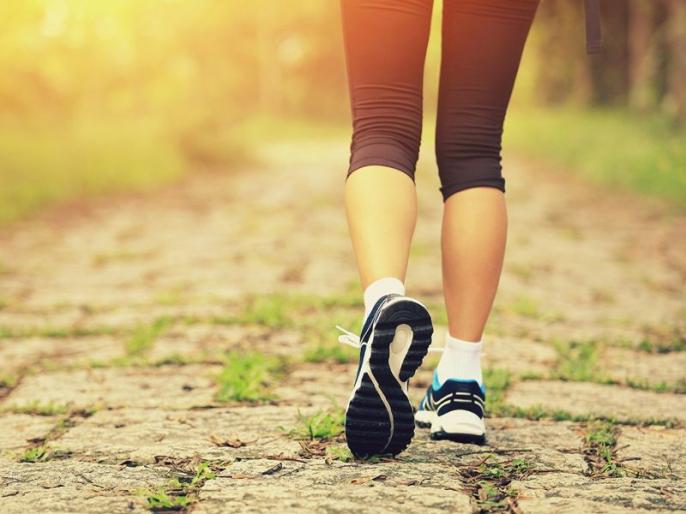 what is important during walk steps miles or time to lose weight quickly | चालताना नेमकं काय लक्षात ठेवायचं... वेळ, पावलं की अंतर?; वजन लवकर होईल कमी