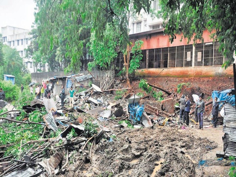 Wall accident case Engineer's bail cancelled of Ambegaon Budruk in Pune | पुण्यातील आंबेगाव बुदुक येथील भिंत दुर्घटनाप्रकरणी अभियंत्याचा जामीन फेटाळला