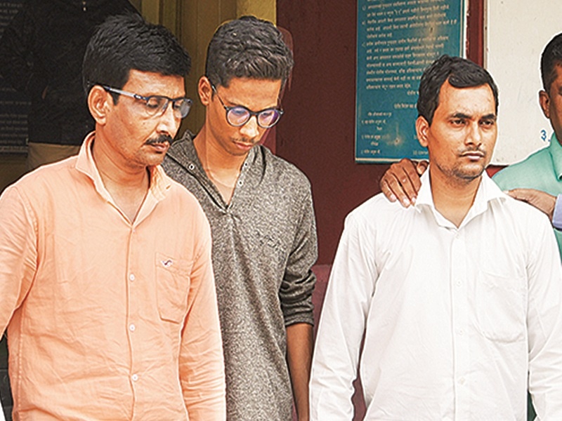 After three days of search, Rajendra Jain found to police of Aurangabad in gold theft case | तीन दिवस शोध घेतल्यानंतर राजेंद्र जैन लागला पोलिसांच्या हाती