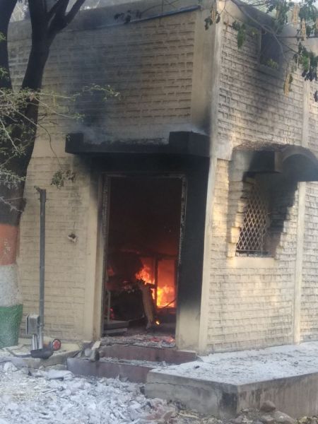 The chemical unit at Wardha's Emgiri, a severe fire | वर्धेच्या एमगिरीतील केमिकल युनिटला भीषण आग