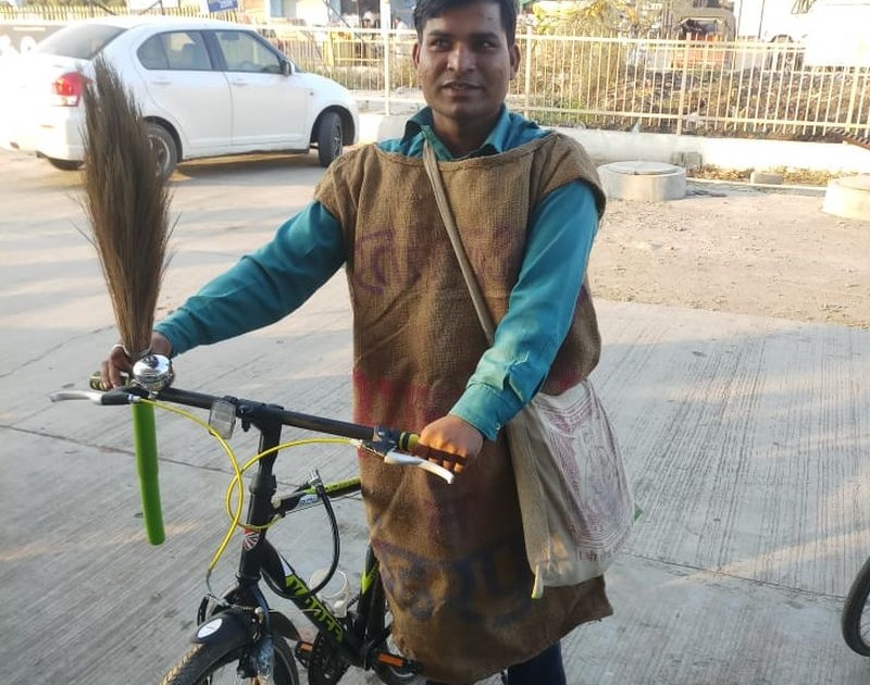'Washim to Delhi' by bicycle for awirness about sanitation | वाशिमच्या ‘सदानंद’ची स्वच्छता जनजागृतीसाठी ‘वाशिम ते दिल्ली’ वारी