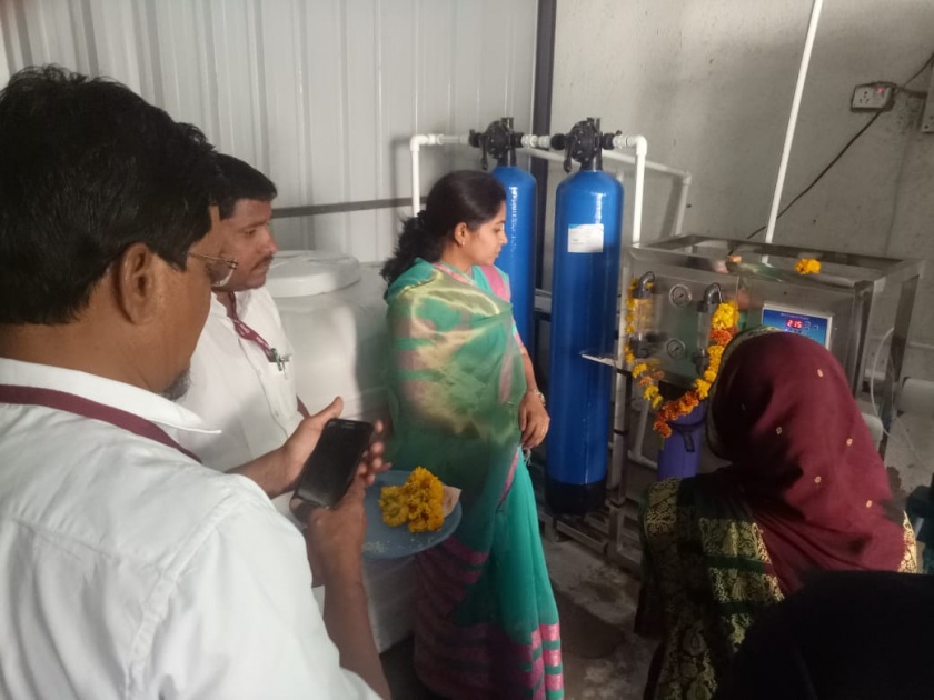 Pure water facility in Washim Zilla Parishad | वाशिम जिल्हा परिषदेत शुद्ध पाण्याची सुविधा