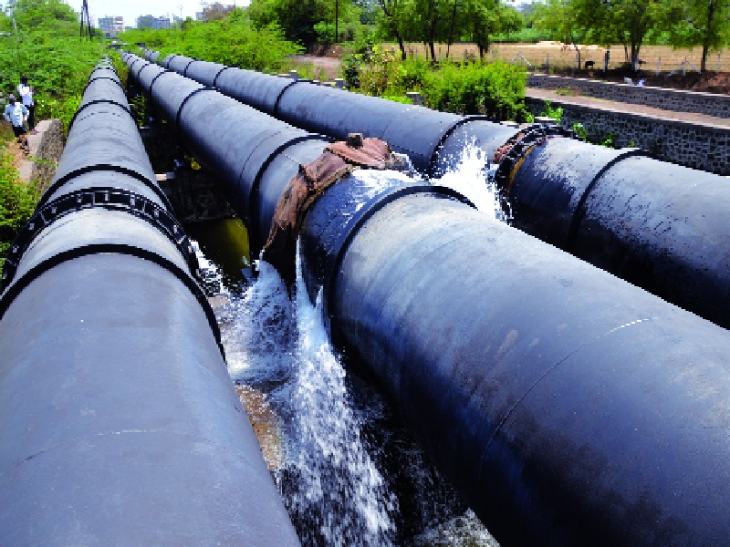Due to the Vishnupuri water pipeline leak, two days water in Nanded city | विष्णूपुरीच्या जलवाहिनी गळतीमुळे नांदेड शहरात दोन दिवसांआड पाणी