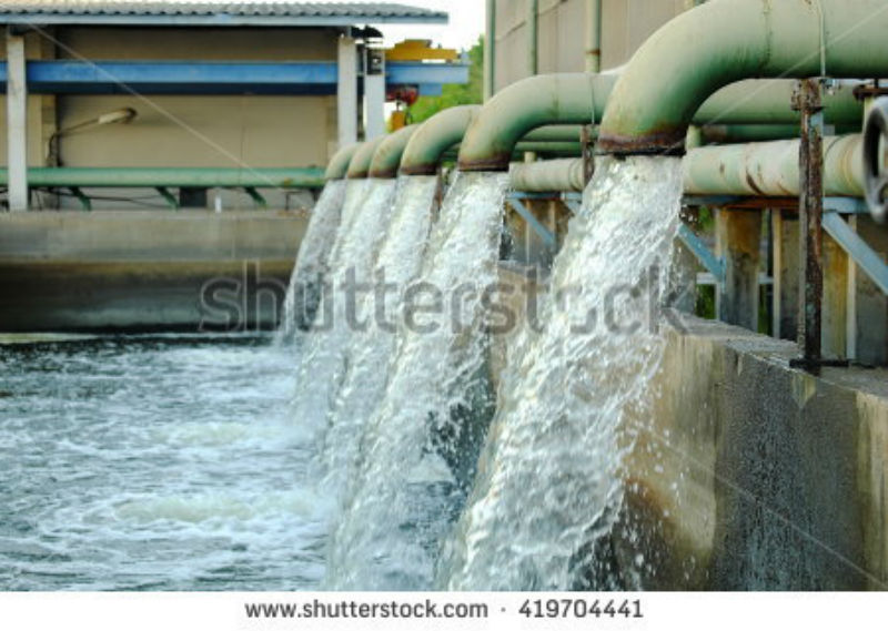 On Sunday, water supply to Solapur city for four days, water from Ujani leaves water | रविवारपासून सोलापूर शहराला चार दिवसाआड पाणीपुरवठा, उजनीतून पाणी सोडले