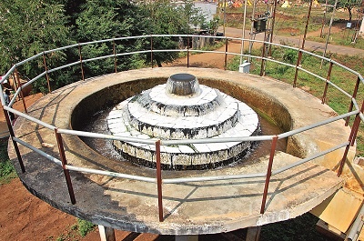  The water of the tank came in full capacity, Prithviraj Deshmukh: Water worship in the lake | टेंभूचे पाणी पूर्ण क्षमतेने आले , पृथ्वीराज देशमुख : तलावामध्ये पाणी पूजन