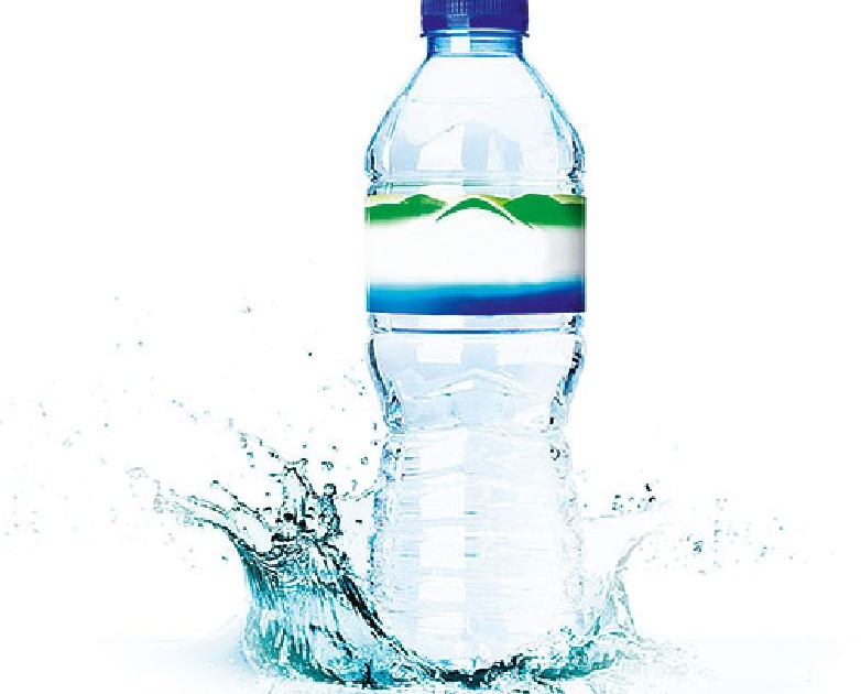 Question marks on the purity of the bottled water | बाटलीबंद पाण्याच्या शुद्धतेवर प्रश्नचिन्ह, शु्द्ध पाण्याच्या नावाने फसवणूक
