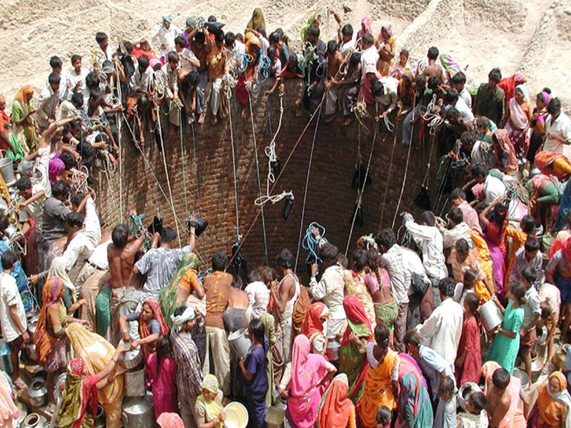 india may face severe lack of water by 2030 says niti ayog report | पाणीबाणी!... 2030 नंतर पाण्याच्या एका थेंबासाठी करावा लागेल संघर्ष
