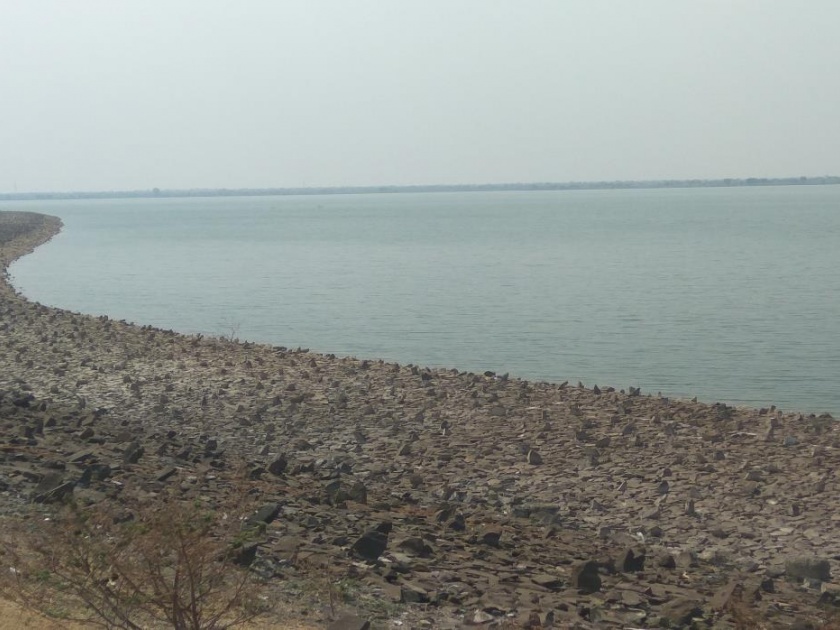 Only 40.87 percent water in Dams in western vidarbha | वऱ्हाडात केवळ ४०.८७ टक्केच जलसाठा!