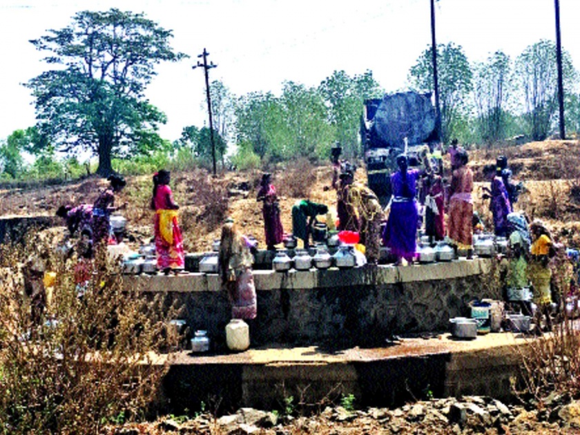 Water supply to 23 villages in Jawhar taluka with dry, six tankers | जव्हार तालुक्यातील २३ गाव-पाड्यांना कोरड, सहा टँकरने पाणीपुरवठा सुरू