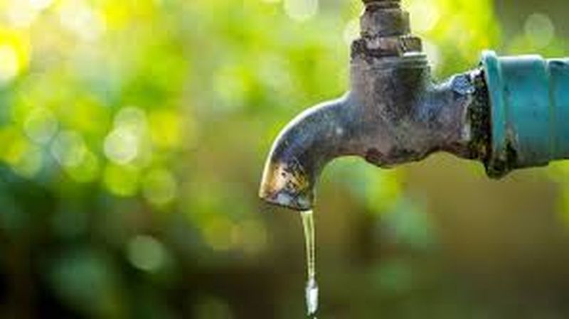 Water scarcity in 90 villages in Washim taluka! | वाशिम तालुक्यातील ९० गावांमध्ये पाणीटंचाईचे सावट !