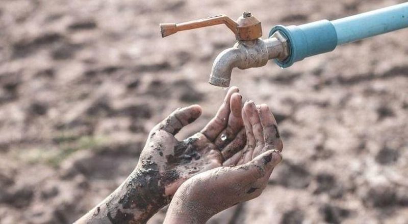 Water shortage will hit half of the villages in Buldana district by the end of March | मार्च अखेर बुलडाणा जिल्ह्यातील निम्म्या गावात भेडसावणार पाणीटंचाई