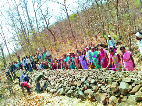  Waterlogged splinter in 29 villages | २९ गावांत जलयुक्त ठप्पच