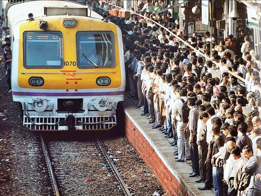 signal is broken western railway local signal failure disprupts in mumbai yesterday | सिग्नल बिघडले; पश्चिम रेल्वेच्या लोकल सेवेला फटका 