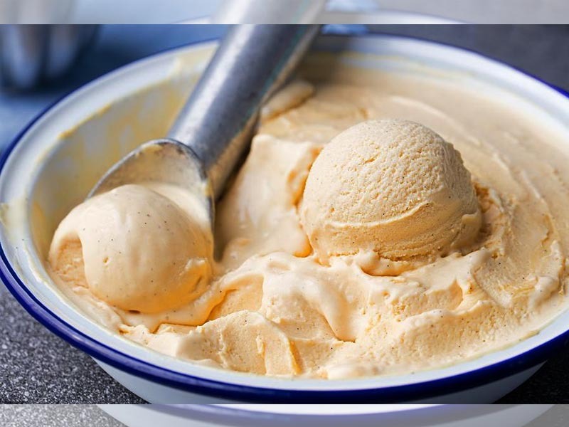 make ice-cream at your home | घरच्या घरी बनवा आइस्क्रीम; उन्हाळ्यात राहा Cooool