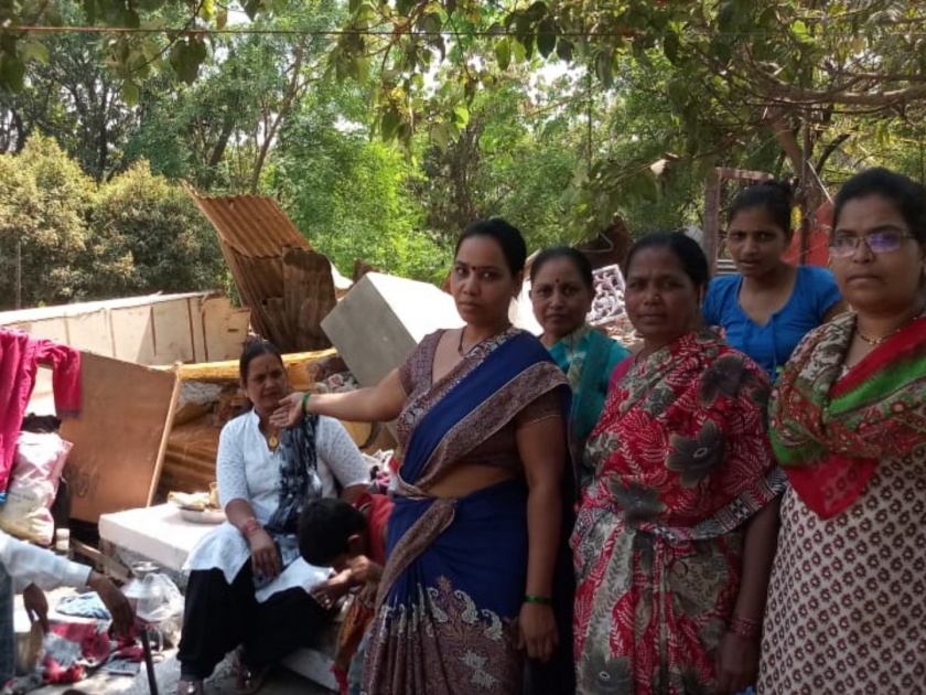 5 family homeless in Pune municipal action | पुणे महापालिकेच्या कारवाईत 5 कुटुंब बेघर