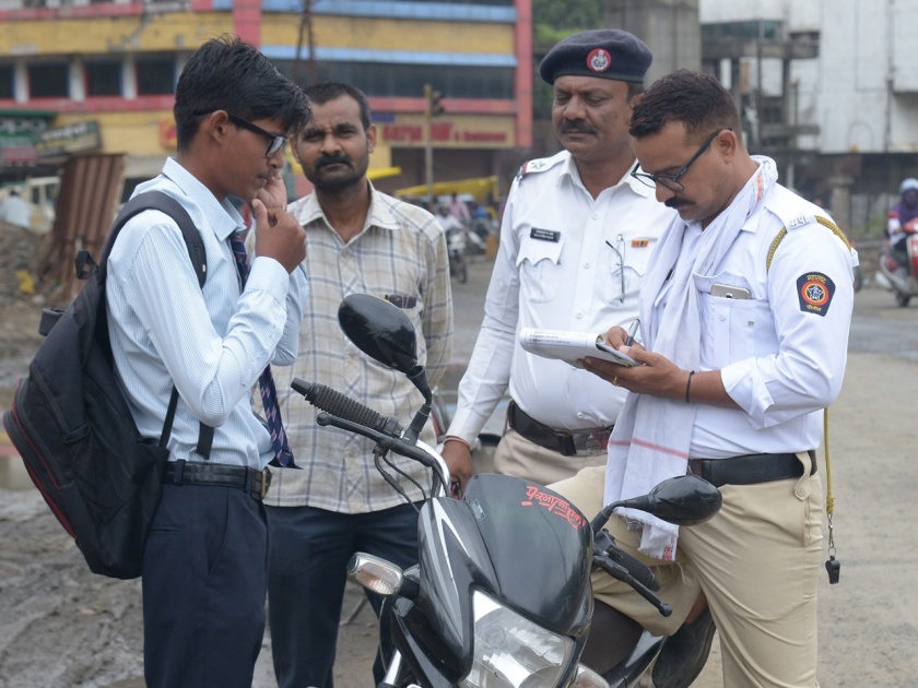 Haryana, Odisha Police Collects Rs 1.41 Lakh in Fine Within 4 Days of New Motor Vehicles Bill | बापरे! वाहतूक नियम मोडणाऱ्यांकडून फक्त 4 दिवसांत 1.41 कोटींची दंडवसुली