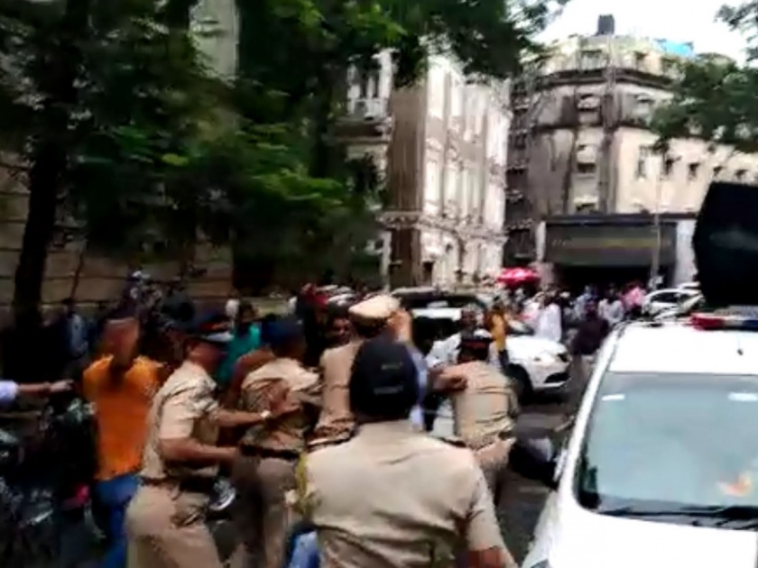Agitation of NCP workers outside ED office; Police had lathicharge on workers | Video : ईडी कार्यालयाबाहेर राष्ट्रवादीच्या पदाधिकाऱ्यांचे आंदोलन; पोलिसांनी लाठीचार्ज करत केली धरपकड