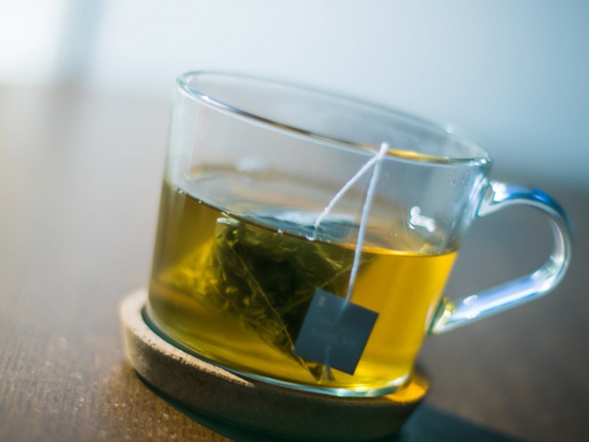 know the disadvantages of over drinking green tea | वजन कमी करण्यासाठी ग्रीन टी चे सेवन करता? 'या' गंभीर आजारांचे व्हाल शिकार...
