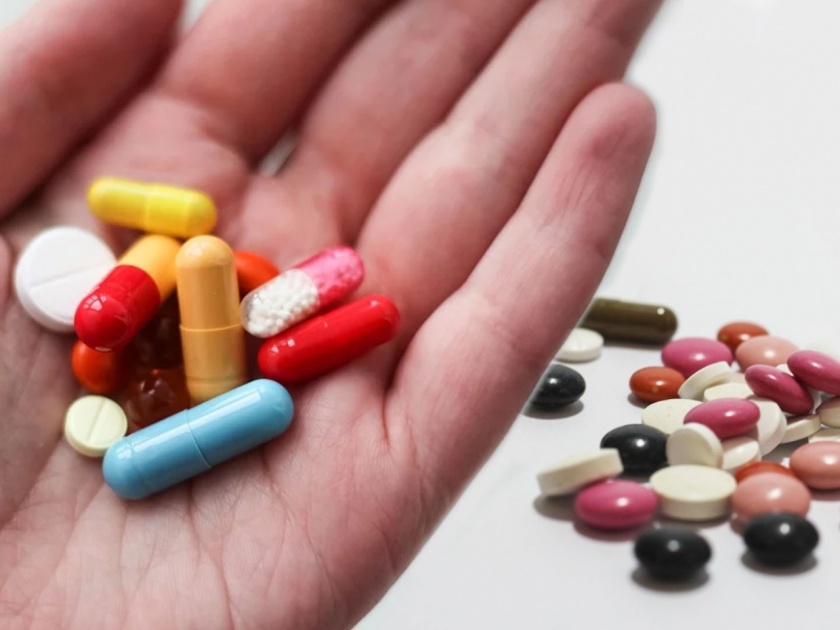 know the secret of different colour of pills? | गोळ्यांच्या वेगवेगळ्या रंगांचं गुपित तुम्हाला माहीत आहे का? 